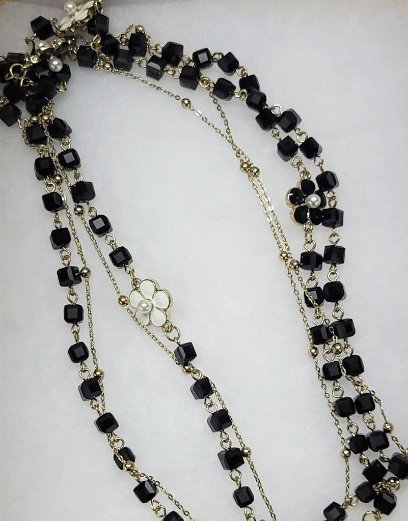 Enamel Flower & Beads Necklace